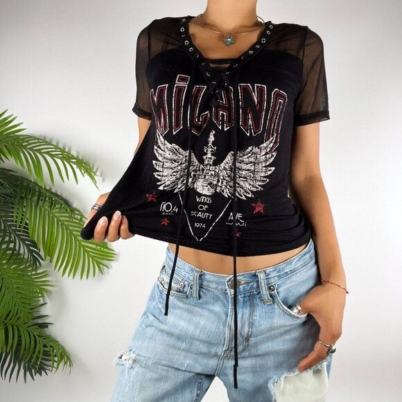 Vintage Y2K Black Grunge Goth Graphic Lace-Up Short Sleeve Graphic Tee / XS - Picture 1 of 7